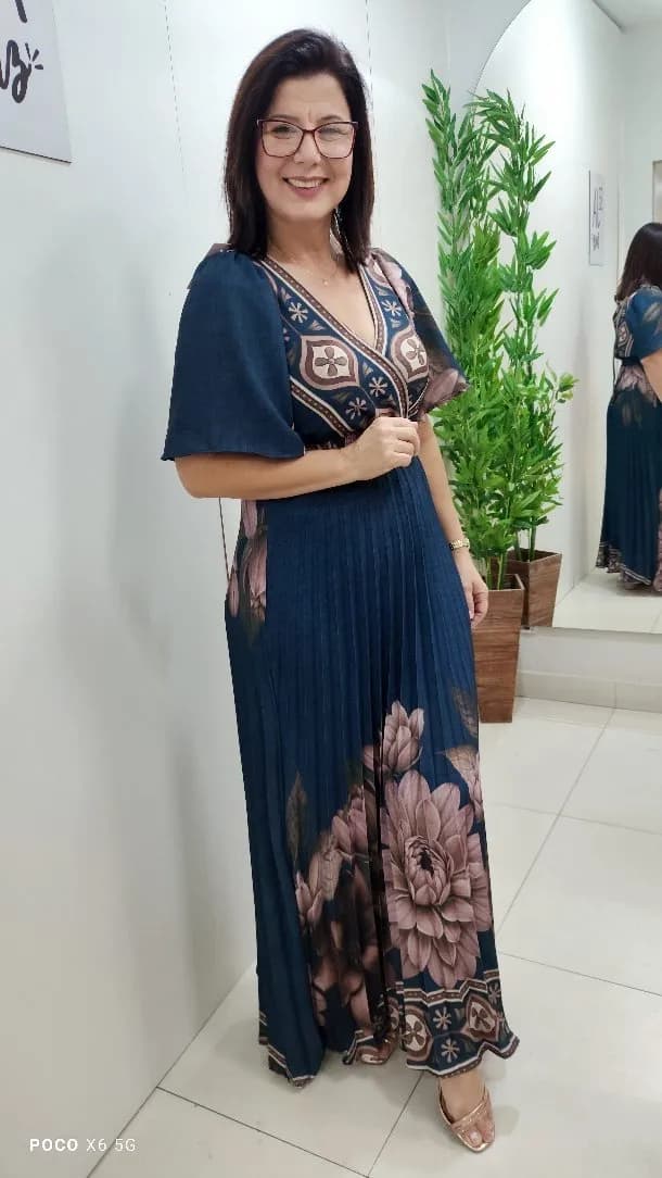 Vestido Plissado Marinho Floral